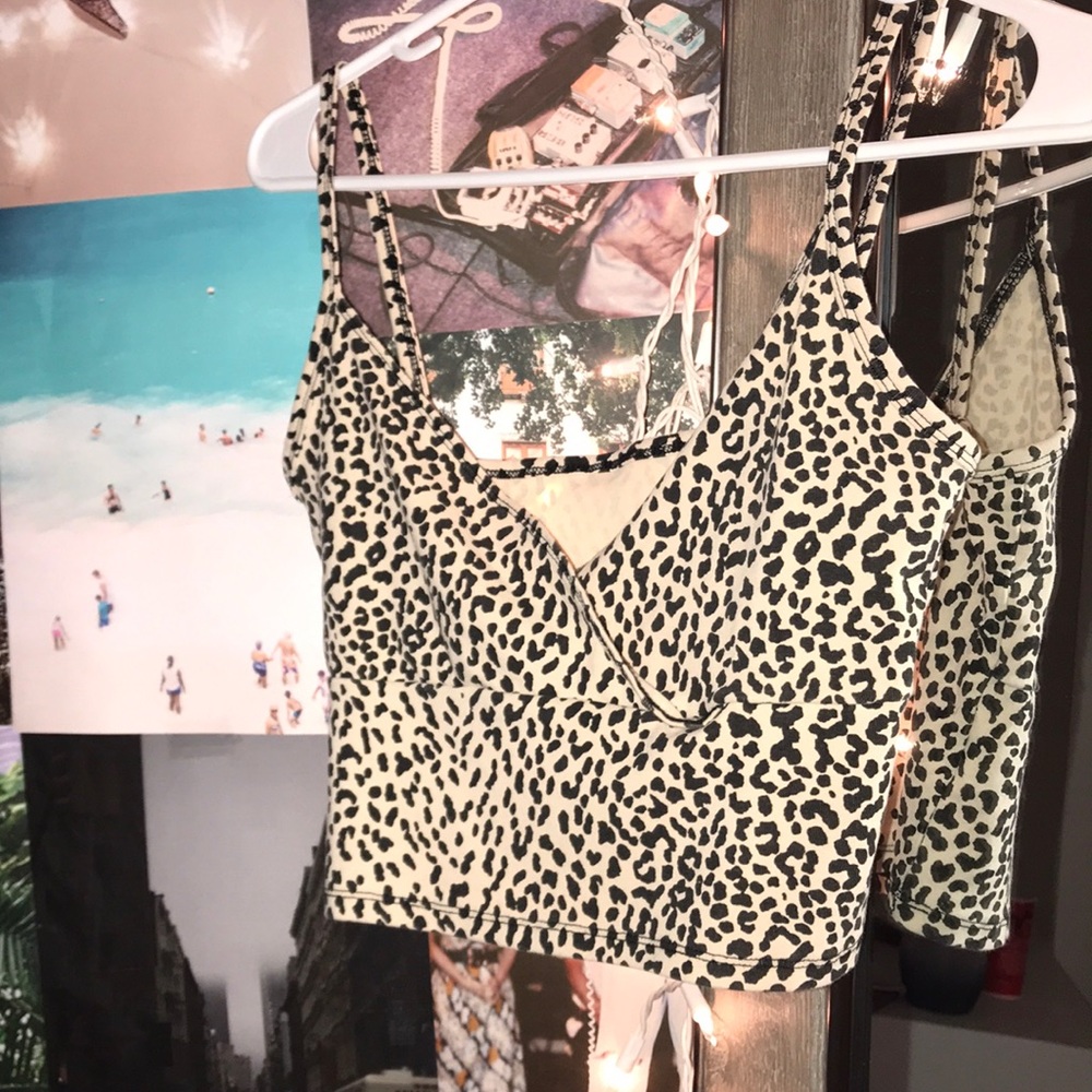 Cute crop top🌟🌟